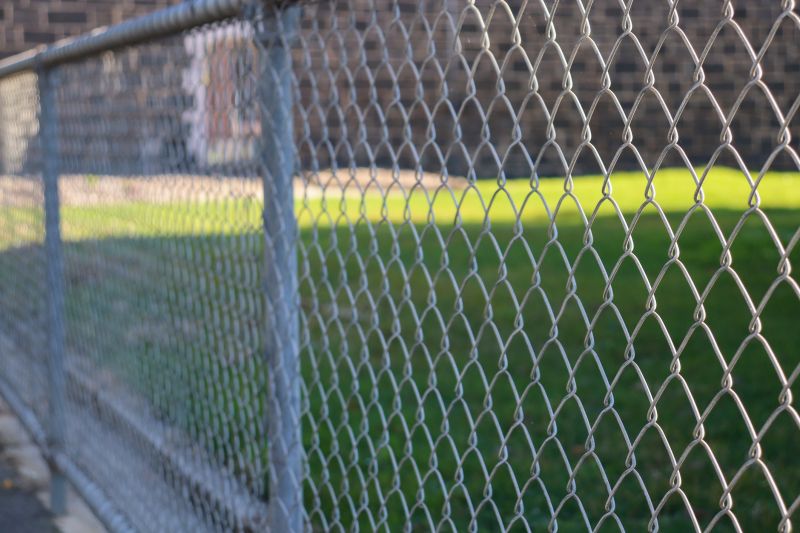 chain link fencing